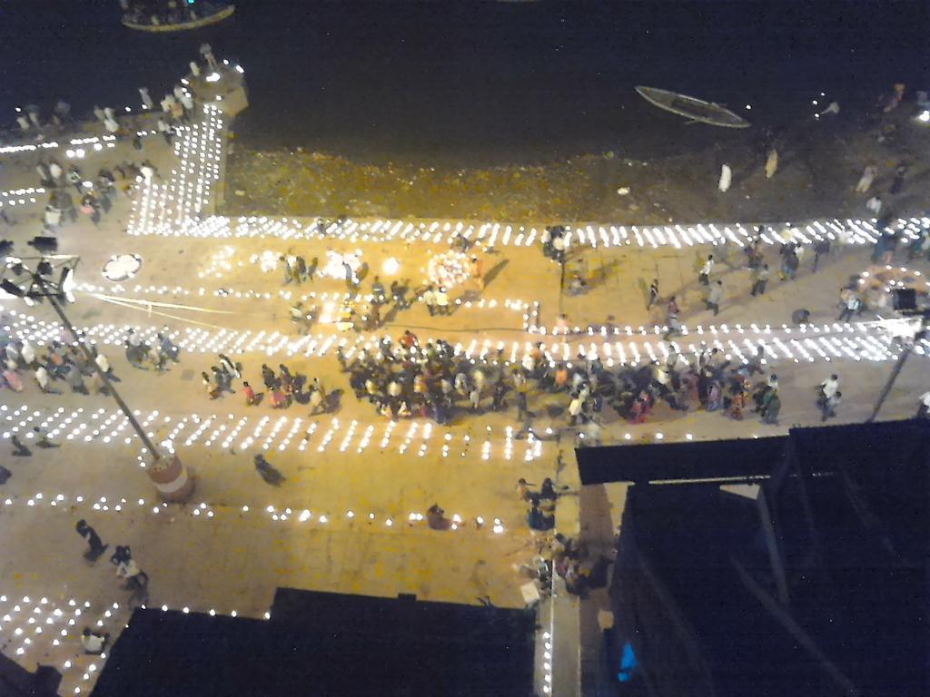 Leela 3* Varanasi